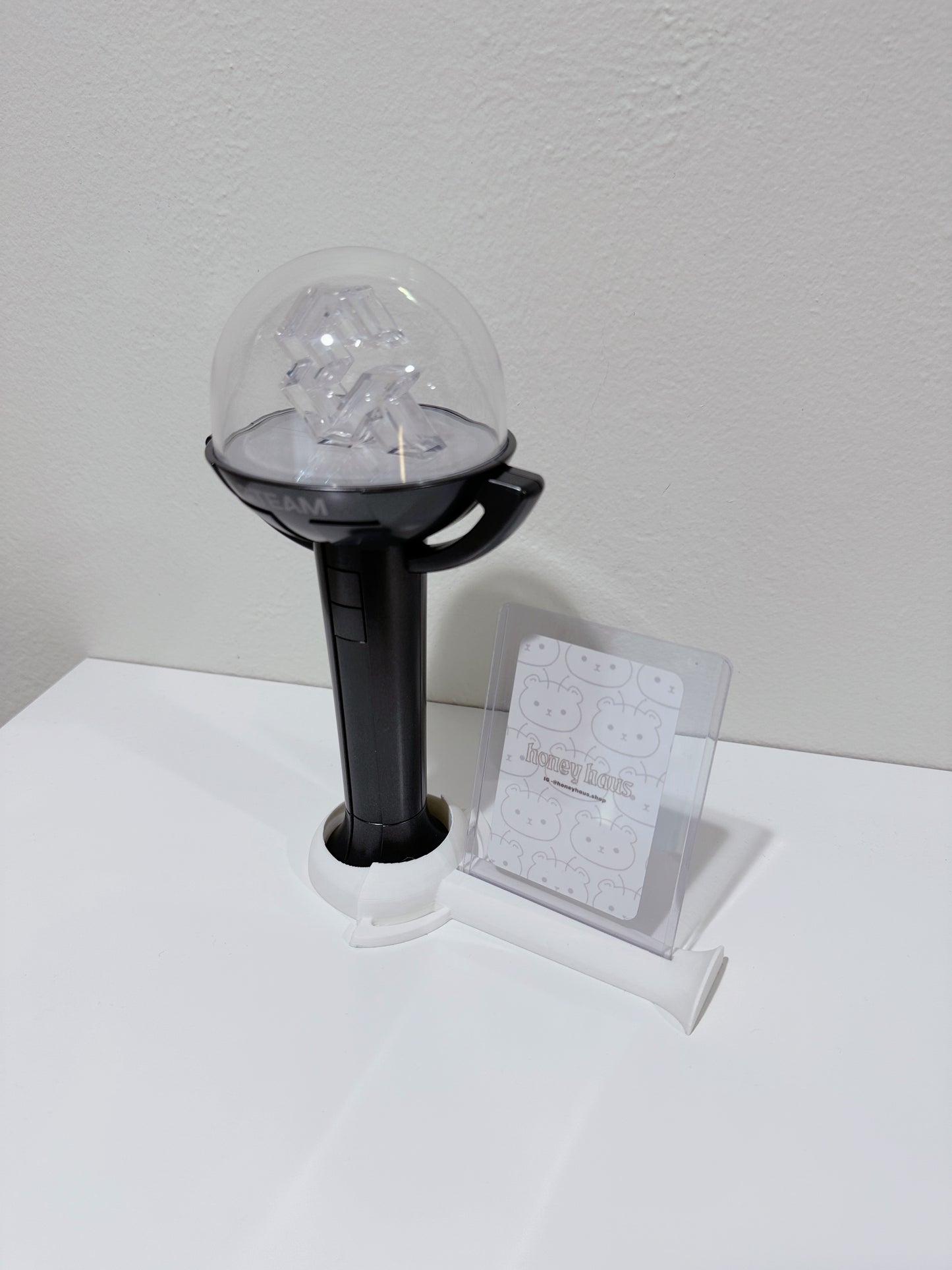 &Team Lightstick Stand