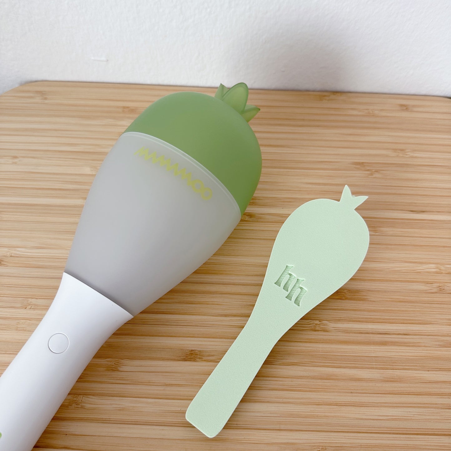 Mamamoo Moo Version 2.5 Lightstick Stand