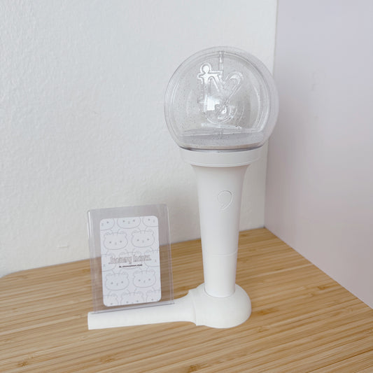 IVE I-HA Lightstick Stand