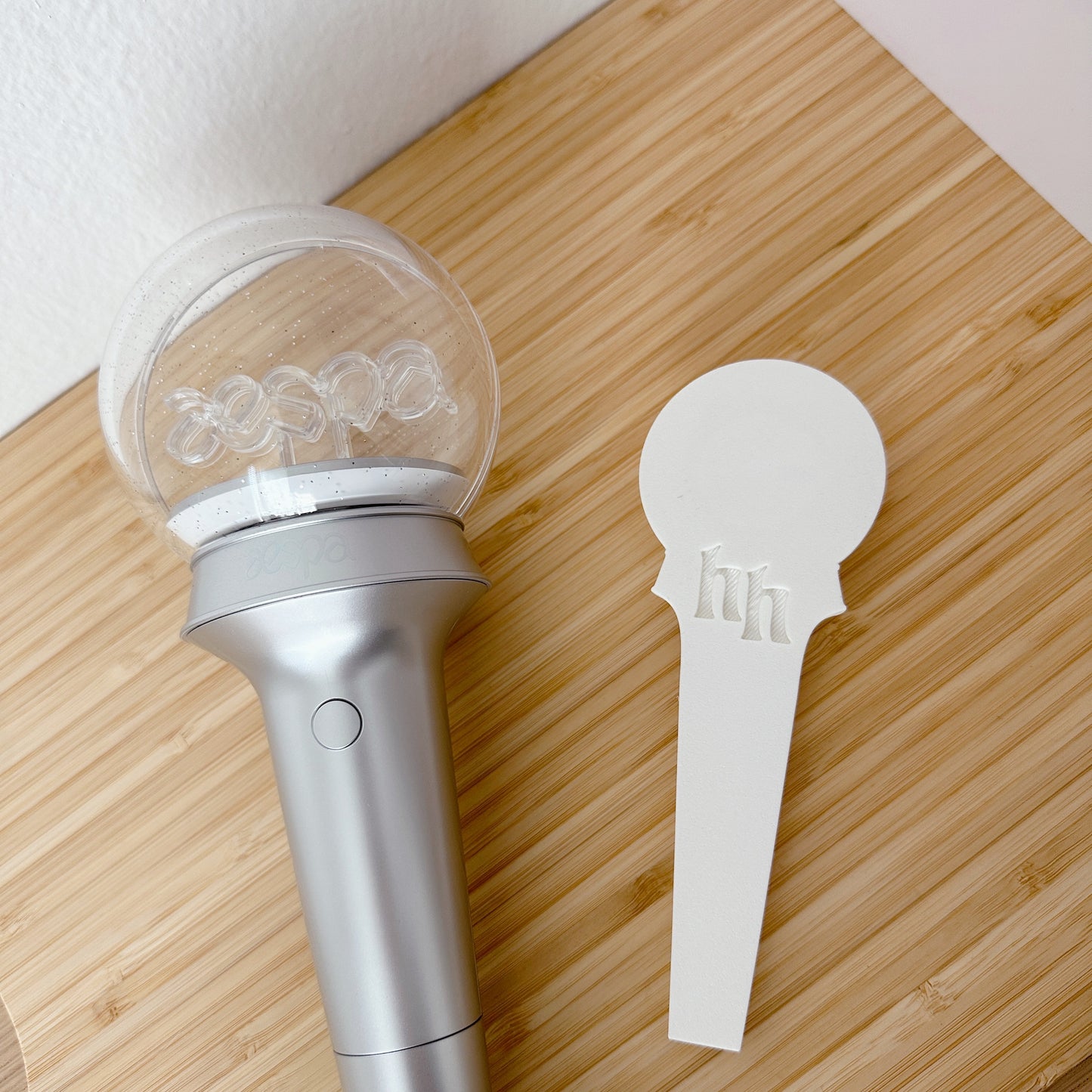 Aespa Dreamus Lightstick Stand