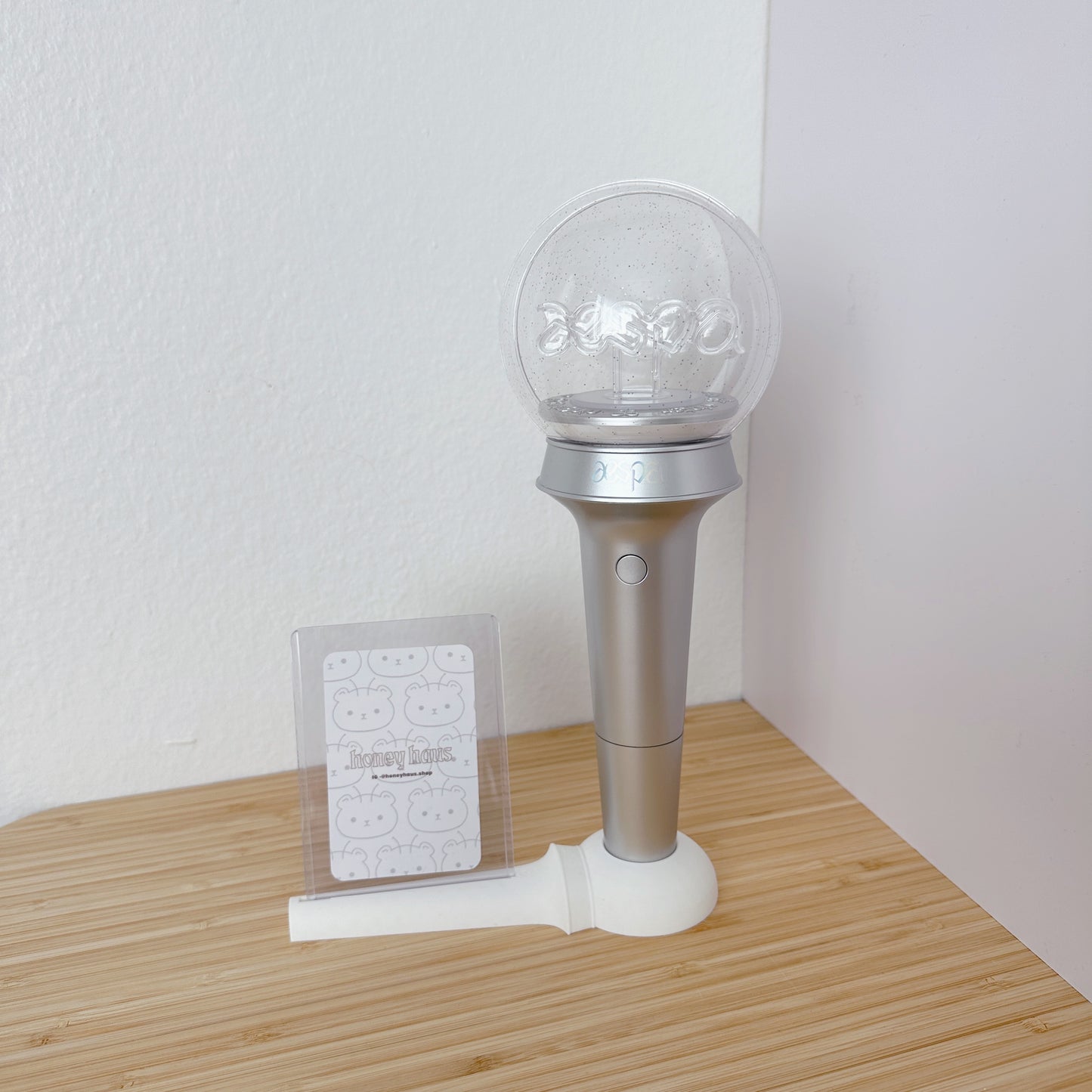 Aespa Dreamus Lightstick Stand