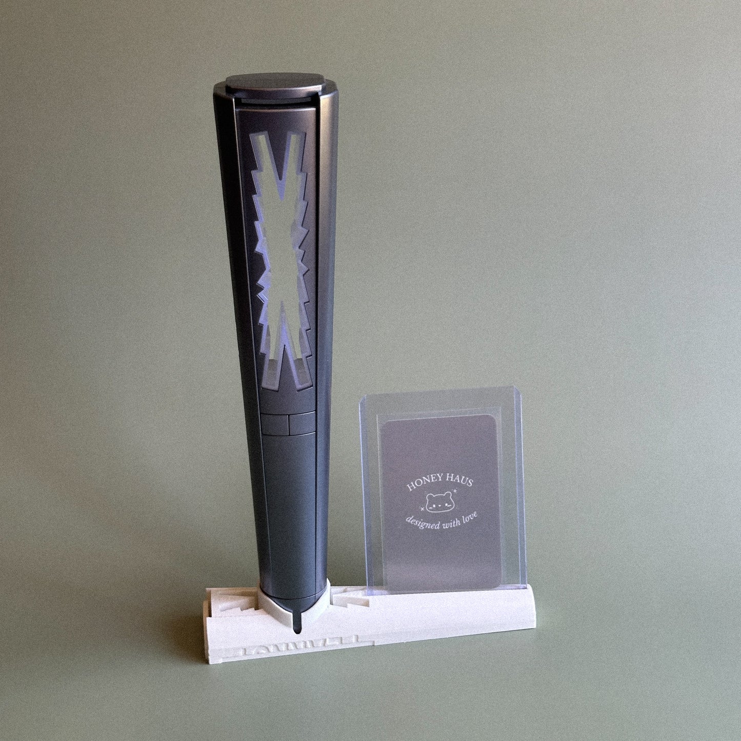 Le Sserafim Fim Lightstick Stand